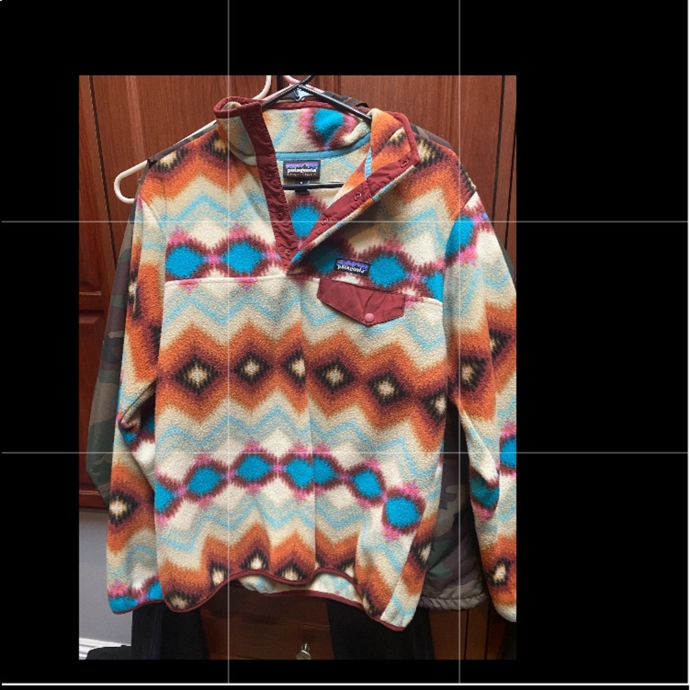 Patagonia pull overs perfect condition